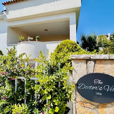 Stunning Greek Villa, Private Pool, Beach, Sleeps 2-8 Willa Sykia (Corinthia)